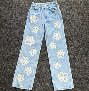 Ragged Jeans Women’s Light Wash Blue Floral Print Straight Leg 5-Pocket Jeans 24